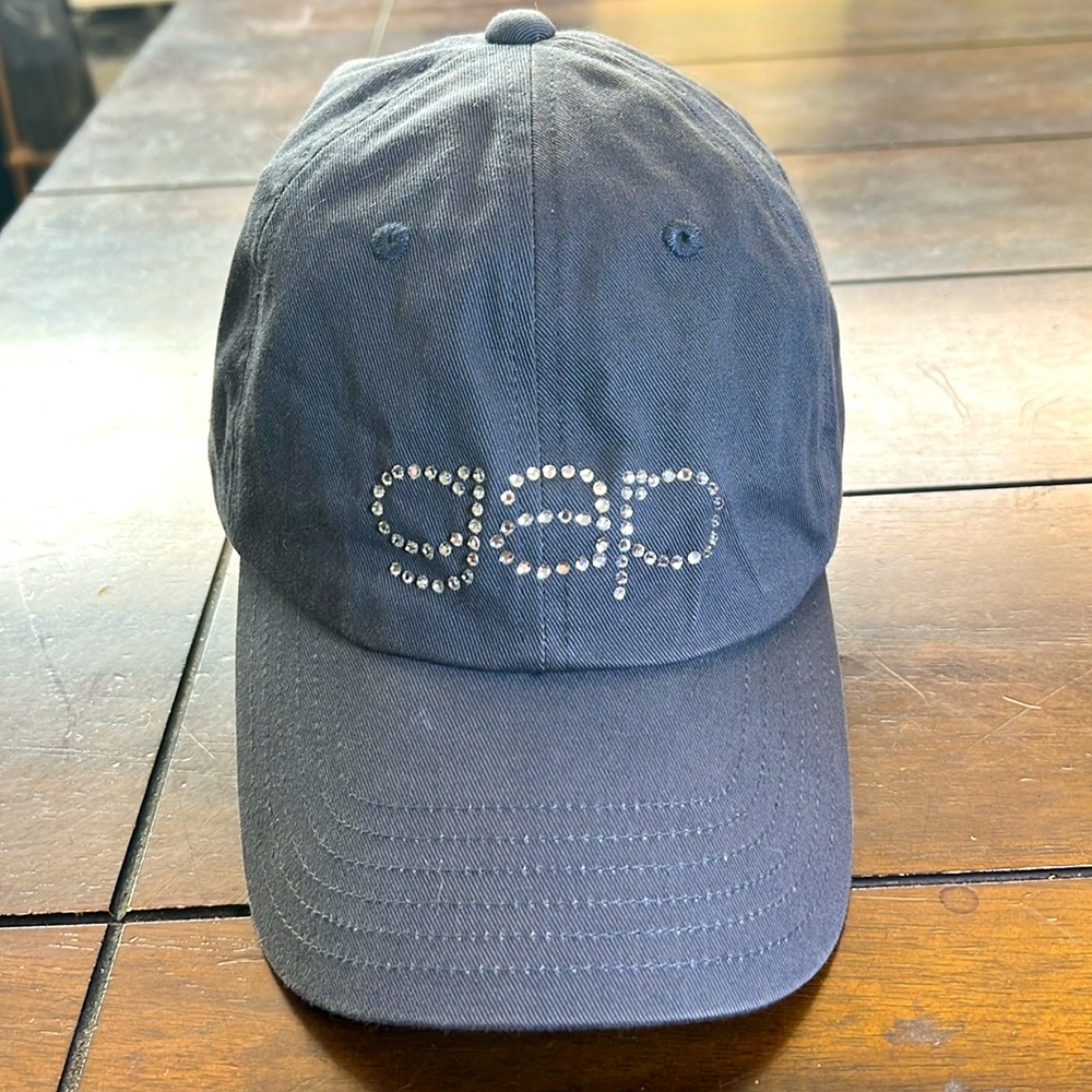 Gap Ball Cap Adjustable Baseball Cap Hat Preowned - image 1
